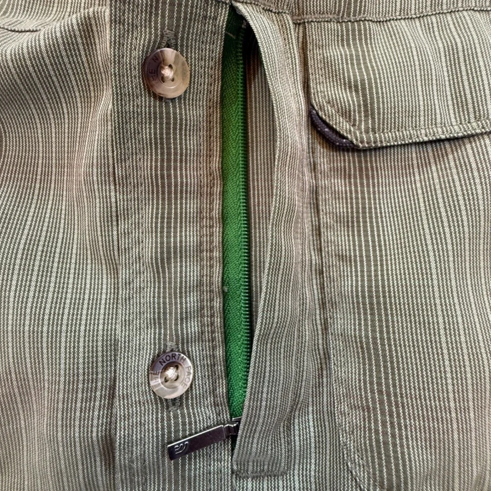 The North Face Mens Sage Green Striped Short Sleeve Button Up AT8H Size M 2157